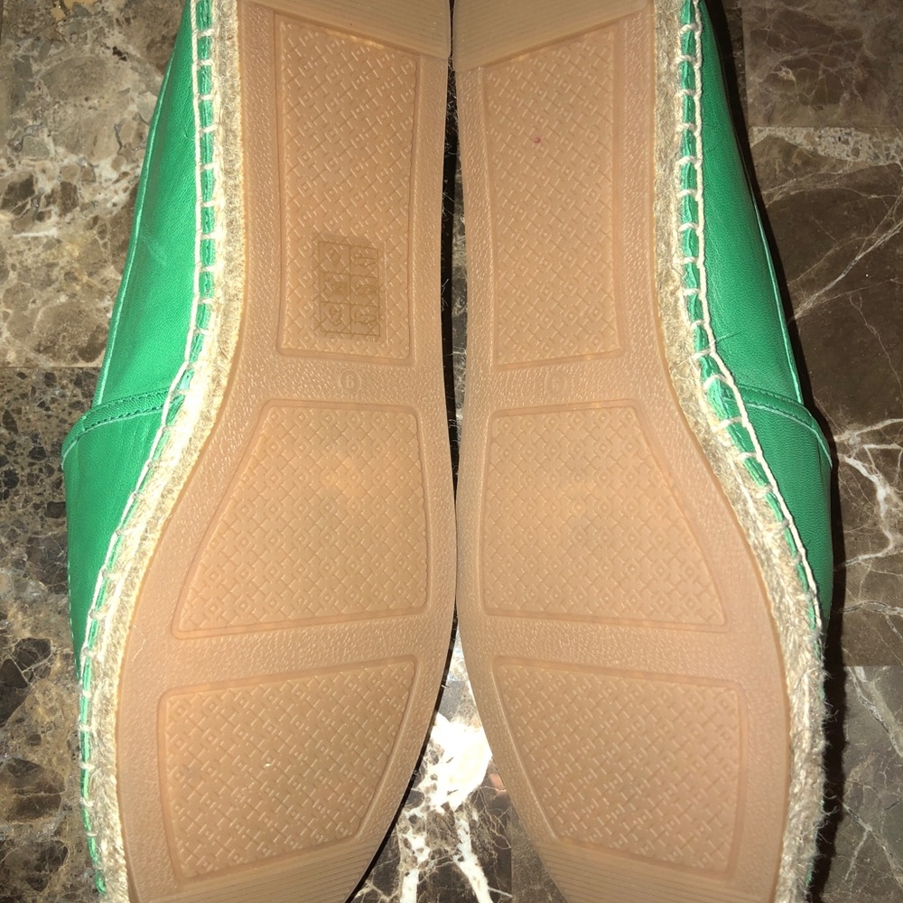 Tory Burch size 9 Green Espadrilles